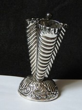 Très beau Serviteur Porte