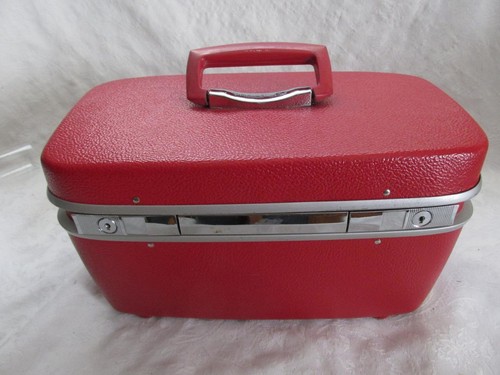 Vintage royal traveller red - royal,