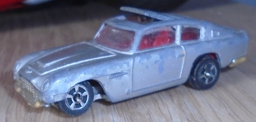 Corgi junior aston - corgi, gb