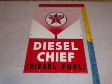 VINTAGE TEXACO DIESEL CHIEF FUEL SPRAYER 18" PORCELAIN METAL GASOLINE & OIL SIGN