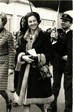 Old postcard AK Reine Fabiola - 1972 BELGIAN ROYALTY (853353)