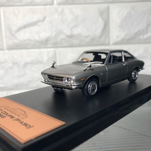 Isuzu 117 coupe silver - 1/43,