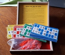 Lottery Set: Antique Wooden Suitcase, Complete Set