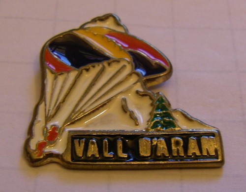 Pin vall aran parapente - pin's,