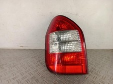 Feu arriere principal gauche