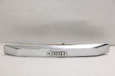 04-2010 Jeep Cherokee KK 57010158AC Tailgate Trim