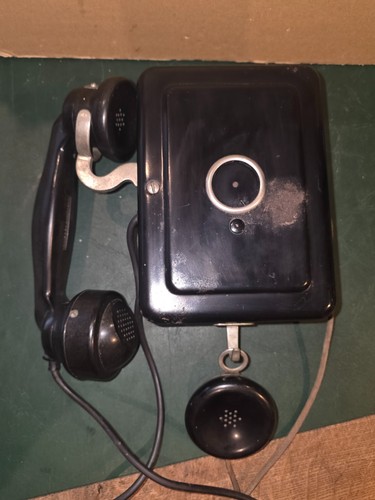 Ancien telephone mural - telephone,