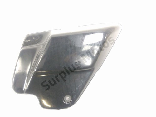 Cache lateral droit harley - cache,