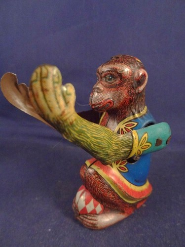 Ancien jouet tôle - , mécanique