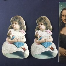 2 Grands Chromos 15 cm Poupée