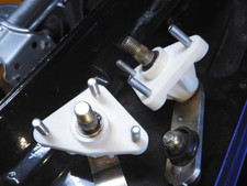 Supports Essuie-Glace Nissan