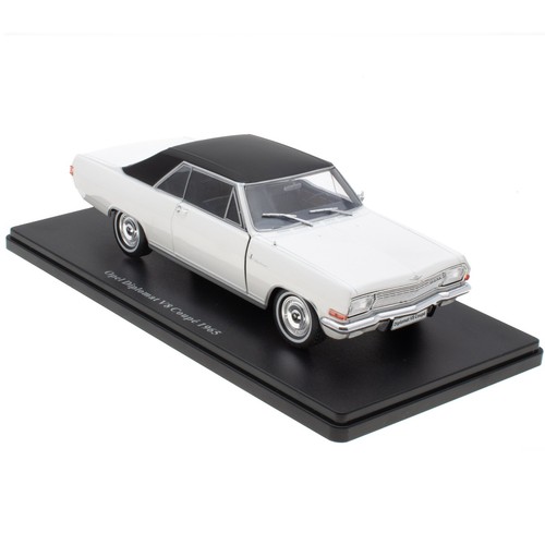 Opel diplomat v8 - 1:24,