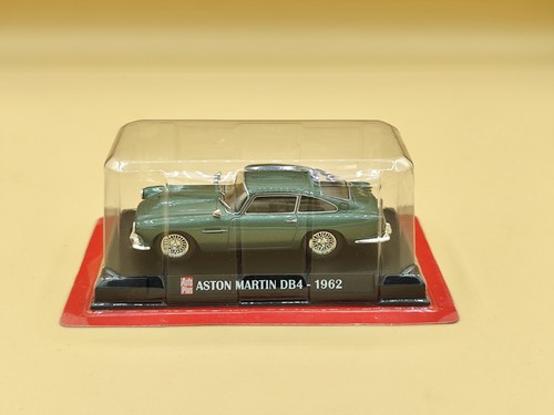 Aston martin db4 vert - martin,