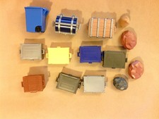 LOT PLAYMOBIL / MALLES