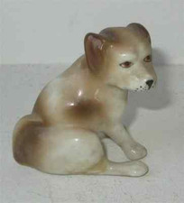 CHIOT EN PORCELAINE 