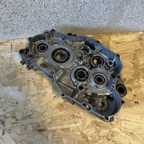 Carter moteur central droit