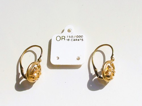 Belles boucles oreilles - belles,