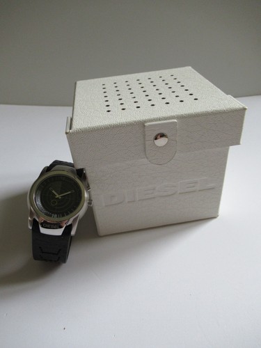 Montre homme diesel model - ⌚,