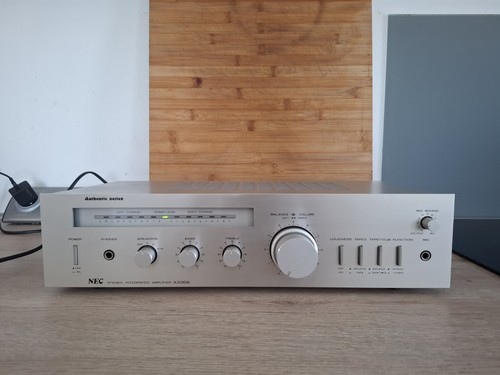 Ampli nec a230e amplificateur