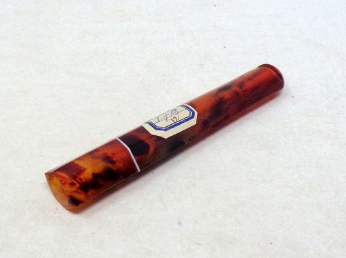Superbe fume cigarette ancien