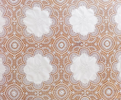 Grande nappe brodée - brodée, ancienne