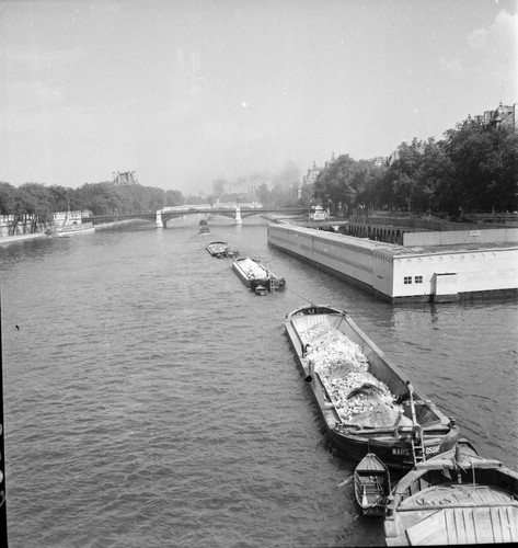 Paris 1950 la seine train - 1950,