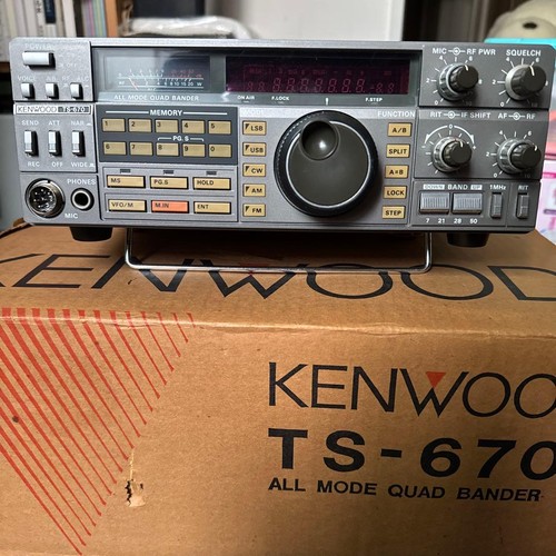 Kenwood 670 quad - quad, bander