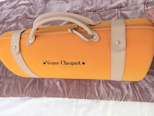 Veuve clicquot champagne - clicquot,