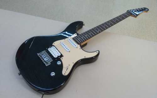 Guitare électrique yamaha - électrique,