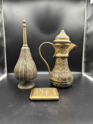 Ensemble trois objets - de,