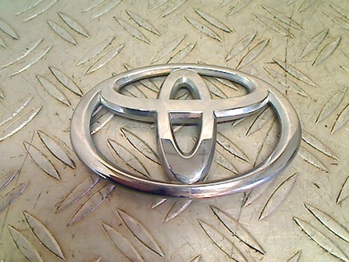 Logo embleme toyota iq - toyota,