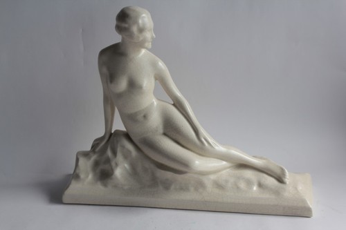 Femme nue céramique