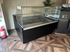 Vitrine réfrigérée avec