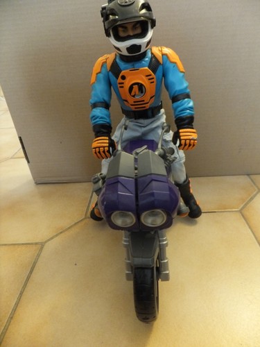 Moto violette frictions - moto,