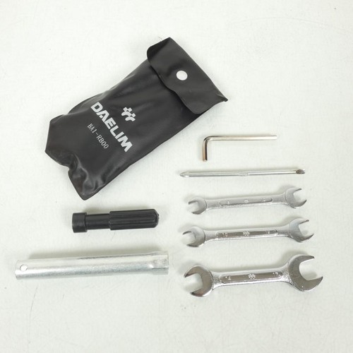 Trousse outils avec - à,