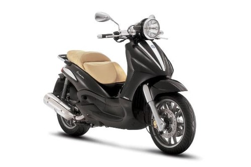 Pompe essence piaggio - à,