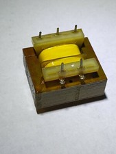 TRANSFORMATEUR  2x110 / 220V