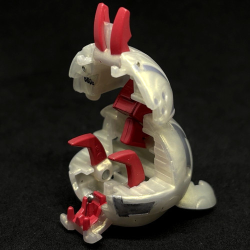 Bakugan scraper pearl - bakugan,