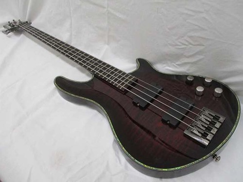 Guitare basse électrique