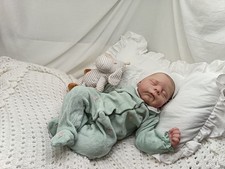 Adorable Bébé reborn Eric