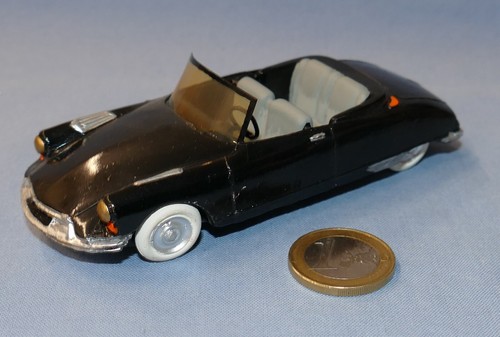 Saris réf citroën - 1/43,