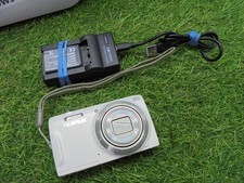 Fujifilm Digital Camera FinePix T500 16.0MP WHITE Tested + CHARGER X 2 BATTERIES