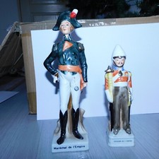 Figurines en porcelaine