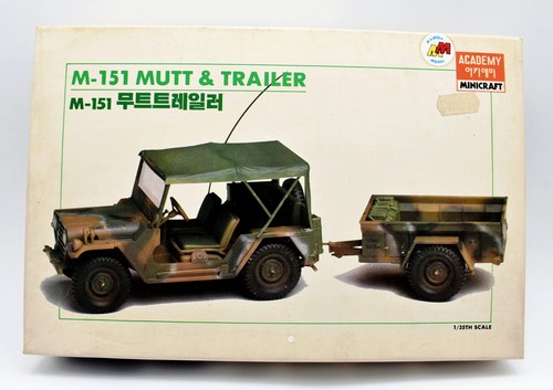 Maquette voiture 151 - voiture, m-151