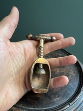 Casse Noix & Noisette Bronze