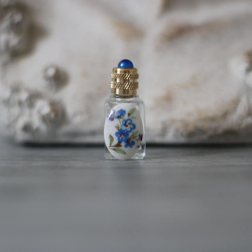 Haut miniature de - cm, haut,