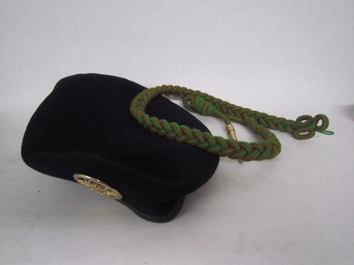 Lot militaire beret avec - lot,