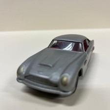 Solido Aston Martin DB5 Vantage el car 1/43