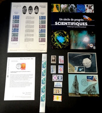 LOT Livre timbres Un siècle