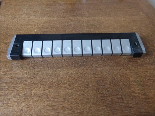 Grundig satellit 2000 - 2000, clavier